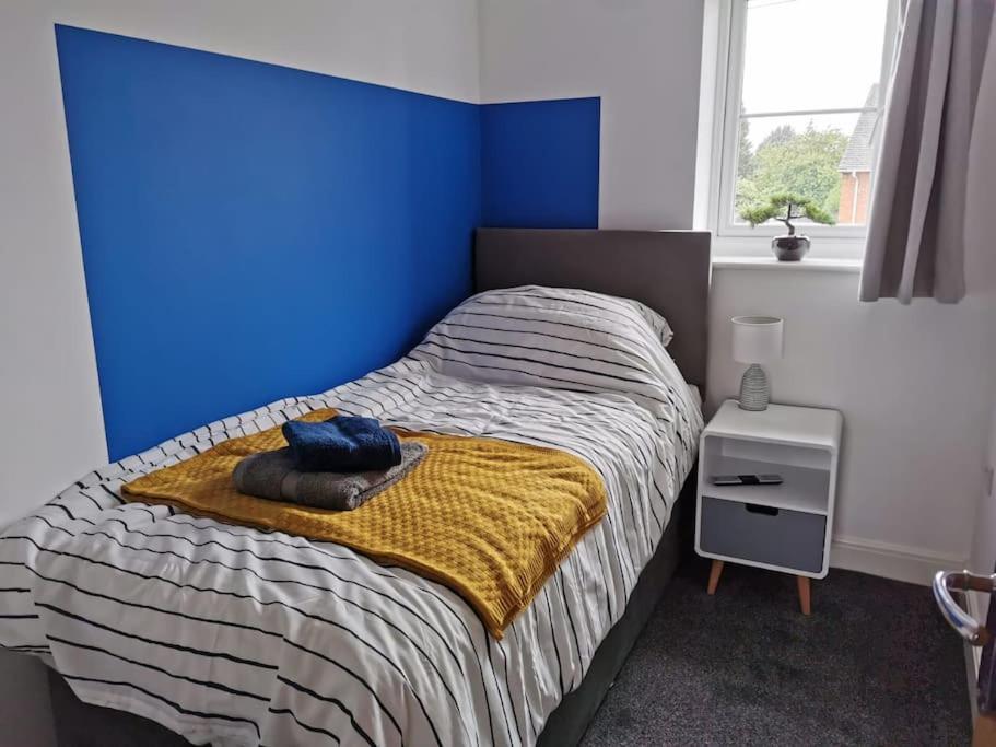 Modern Roomy 3 Bedroom Home 珀肖尔 外观 照片